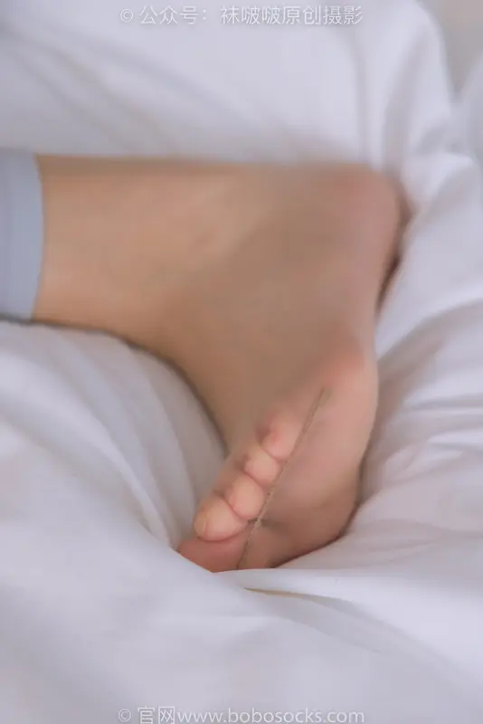 [BoBoSocks袜啵啵]NO.186 小甜豆稚予-瑜伽裤、运动鞋、肉丝（裤里丝:小甜豆油亮脚尖透明款；稚予一双五指袜肉丝，一双普通肉丝脚尖透明款） 14